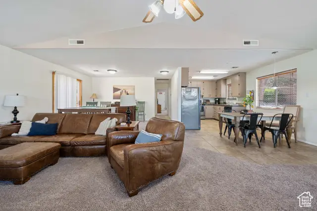 247 S 100 E, Hurricane, UT 84737 - #2