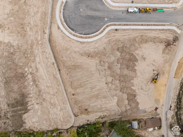 1085 W Kings Landing Ct S #6, South Jordan, UT 84095 - Image #1