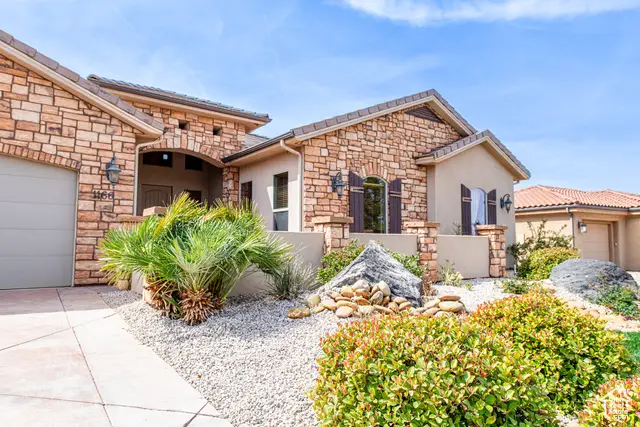 1166 E Colt Ave, Washington, UT 84780 - #3