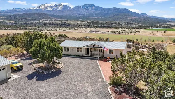 706 E Cottontail Rd, Central, UT 84722