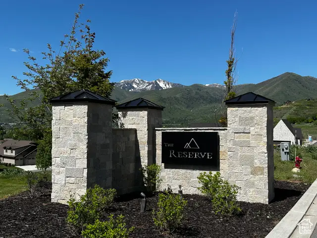1625 N Cambridge Dr #10, Midway, UT 84049 - Image #2