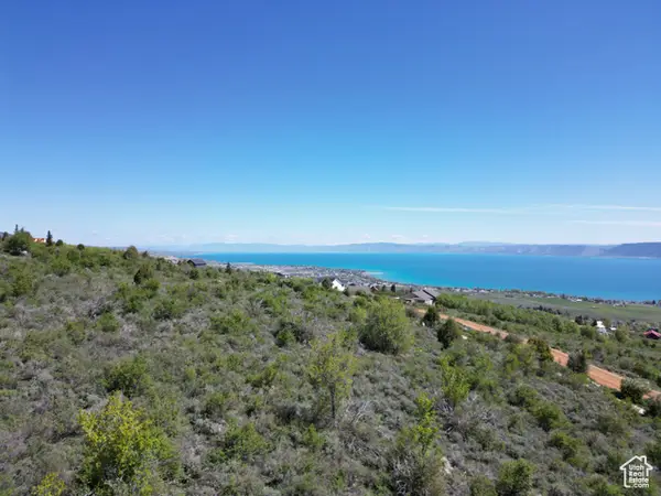 2539 S Sweetwater Pkwy #39, Garden City, UT 84028