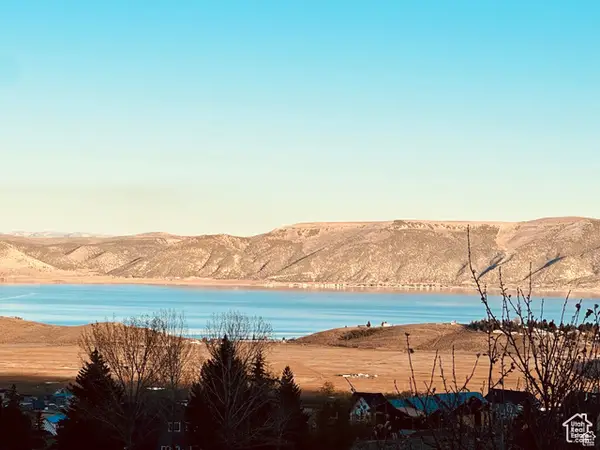 3041 S Snowberry Dr #39, Garden City, UT 84028