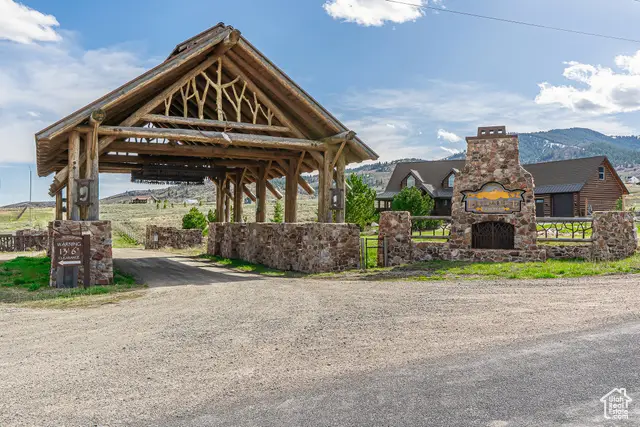 10728 N Elk Ridge Rd, Malad City, ID 83252 - Image #2