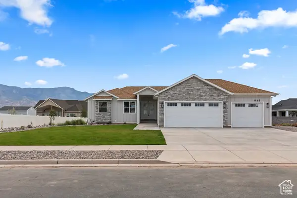 949 W Torrey Pines Dr, Richfield, UT 84701