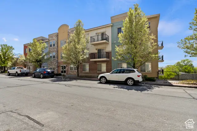 170 W Albion Village Way S #202, Sandy, UT 84070 - Image #1