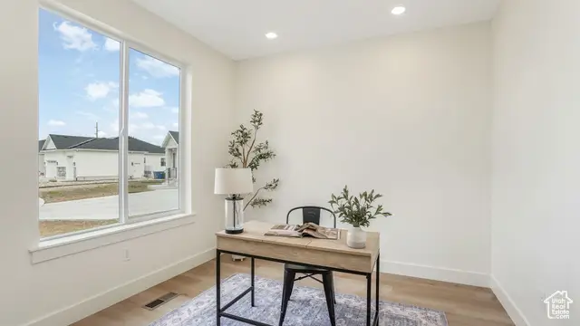 2298 E Parkside Cir S, South Ogden, UT 84403 - Image #2