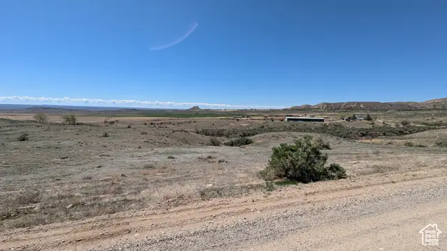 1972 E Goose Ranch Rd, Vernal, UT 84078 - Image #2