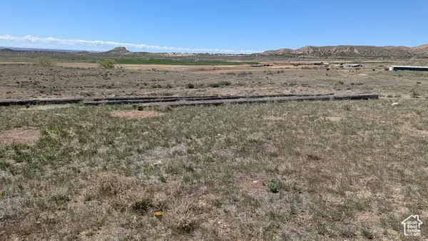 2098 E Goose Ranch Rd, Vernal, UT 84078