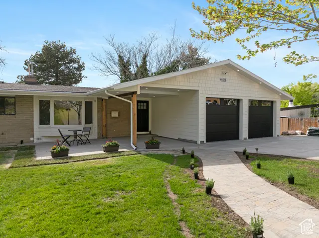 4698 S Bron Breck St E, Holladay, UT 84117 - #2