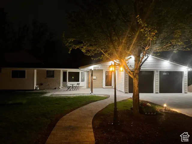 4698 S Bron Breck St E, Holladay, UT 84117 - #3