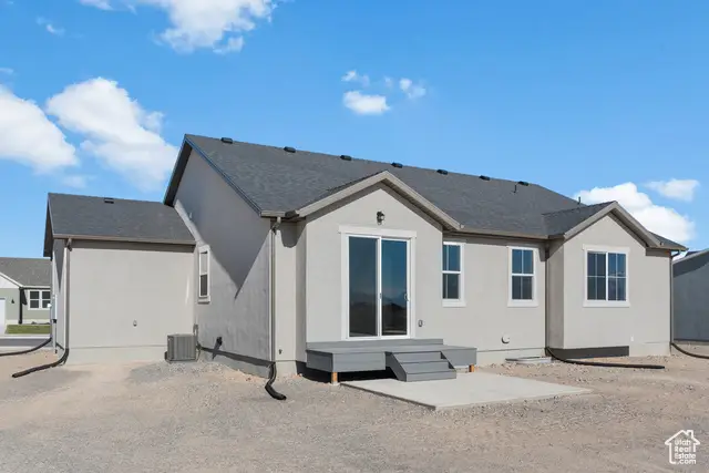 569 W Coyote Ridge Rd, Grantsville, UT 84029 - Image #3