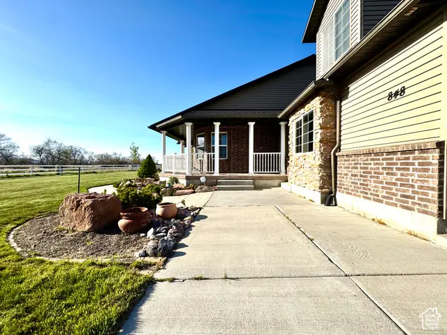 848 N Cooley St W, Grantsville, UT 84029 - Image #2