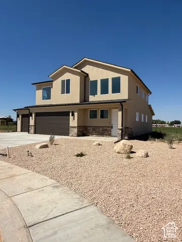 4889 N Springfield Cir E #15, Enoch, UT 84721