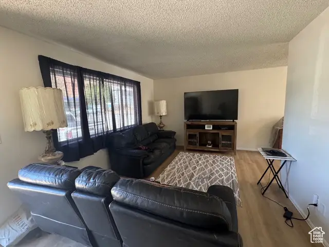 527 W Palisade Dr, Moab, UT 84532 - Image #2