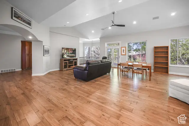 90 S Sherwood Dr, Providence, UT 84332 - Image #3