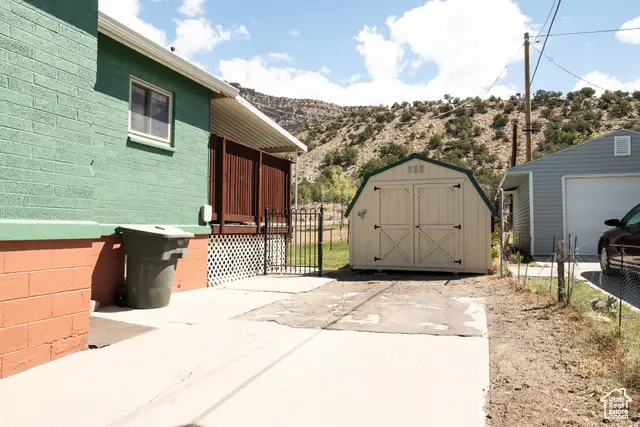 138 Valley View Dr, East Carbon, UT 84520 - Image #3