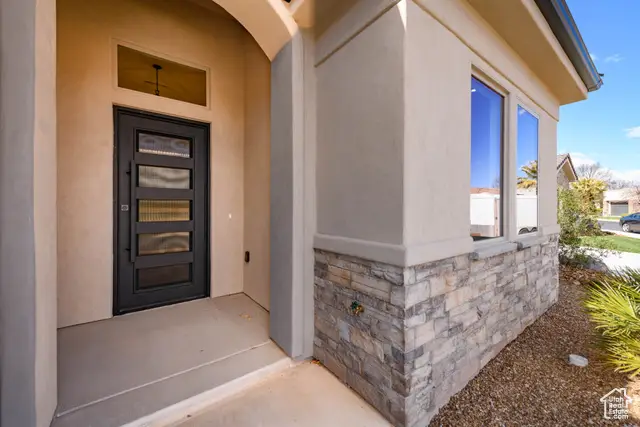 2240 W Sunbrook Dr #15, Saint George, UT 84770 - Image #3