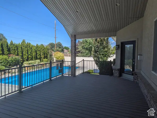 3312 W Country Bluff Rd, South Jordan, UT 84095