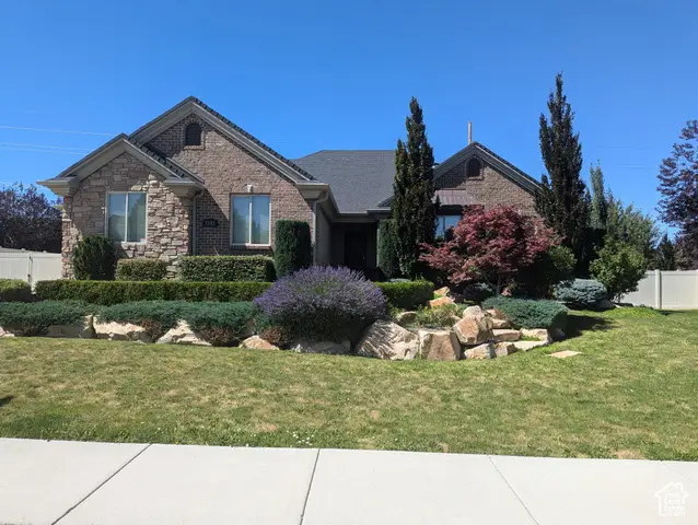 3312 W Country Bluff Rd, South Jordan, UT 84095 - Image #2