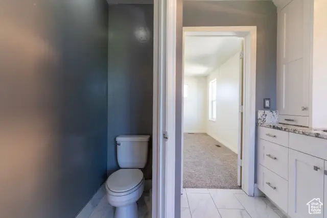 886 Cambridge Dr, North Salt Lake, UT 84054 - Image #3