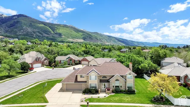 2382 Summerwood Dr, Layton, UT 84040 - Image #1