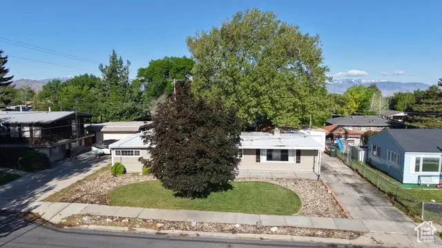 468 S Pioneer Ave, Tooele, UT 84074 - Image #2