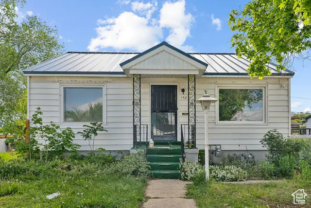 142 N Pinehurst Ave, Tooele, UT 84074 - Image #2
