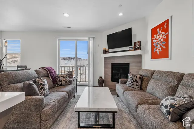 3041 Cedar Dr, Park City, UT 84098 - Image #2