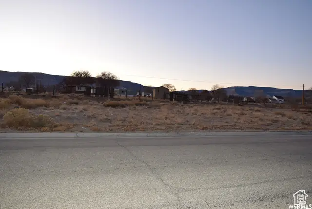 595 N Esquire Pkwy #7, Castle Dale, UT 84513 - Image #3