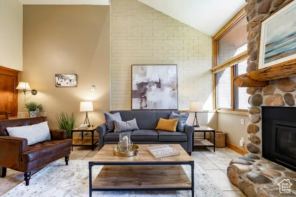 1672 Captain Molly Dr #330, Park City, UT 84060