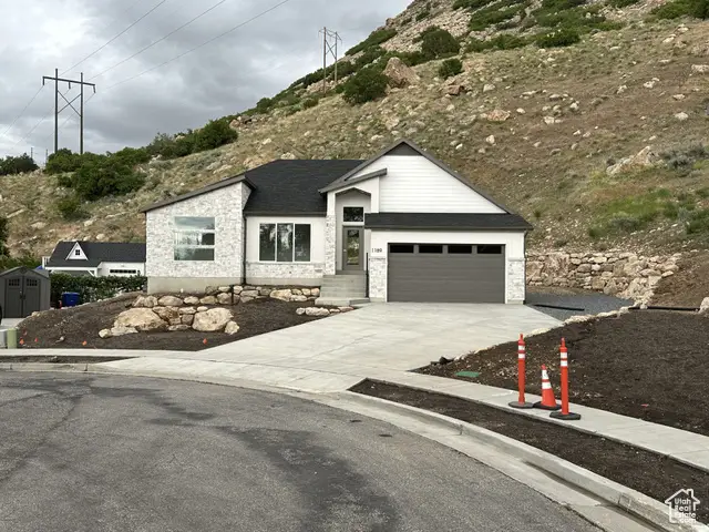 1189 E Benchview Dr, Ogden, UT 84404 - Image #3