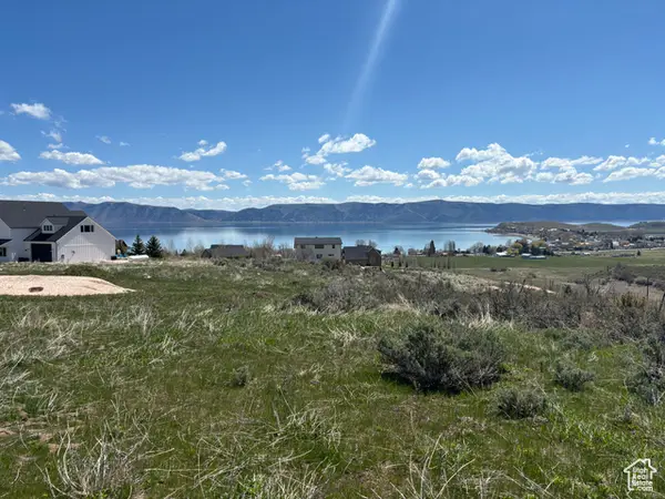 368 W Morning Star Cir #9, Garden City, UT 84028