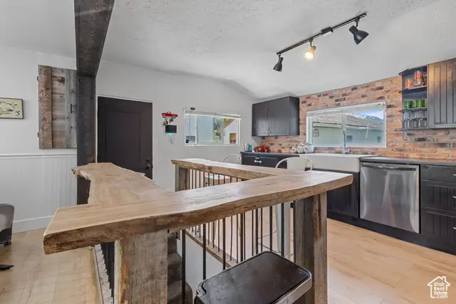 1250 E Center St, Springville, UT 84663 - Image #3