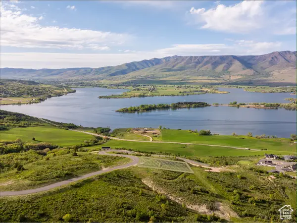 5953 E Nighthawk Ln N #27, Huntsville, UT 84317