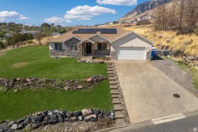 3870 W Mountaintop Cir, Cedar Hills, UT 84062 - #2