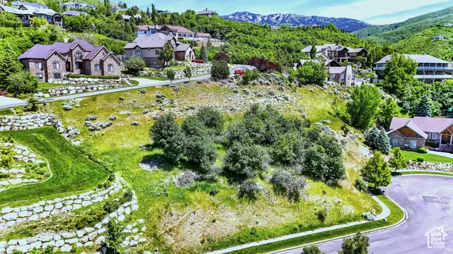 1735 S Temple Ct #203, Bountiful, UT 84010 - Image #2