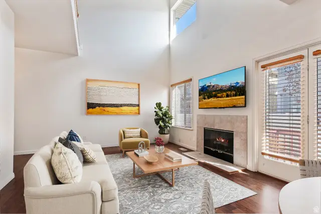 7825 S Spruce Tree Ln, Sandy, UT 84094 - Image #1