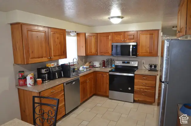 475 N Jackson Ave, Ogden, UT 84404 - Image #2