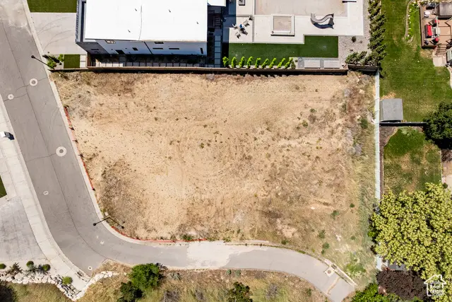 9942 S Altamont Dr E, Sandy, UT 84092 - Image #3