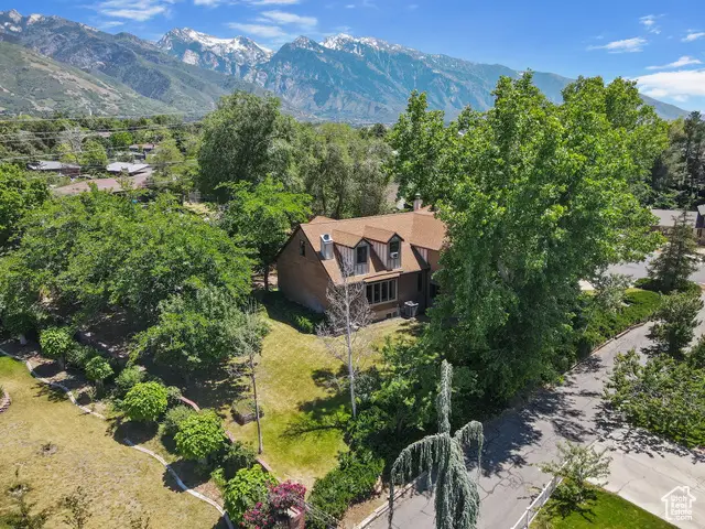 2673 E Toni Cir S, Cottonwood Heights, UT 84121 - Image #3