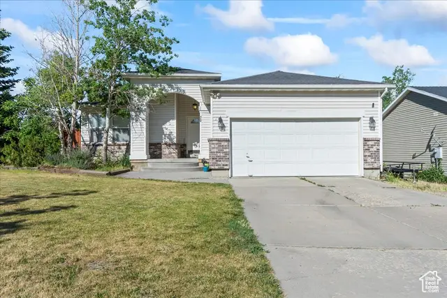 868 E Valley View Dr N, Tooele, UT 84074 - #1