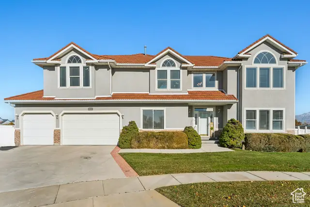 11694 S Stone Crest Cir W, Riverton, UT 84065 - Image #2