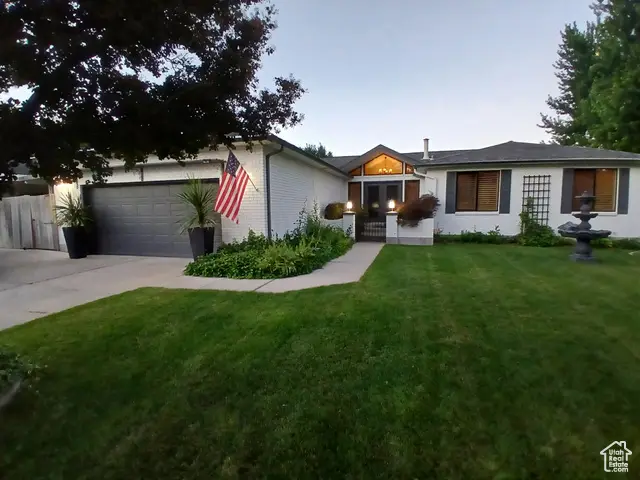 1584 E Petunia Way, Sandy, UT 84092 - Image #2