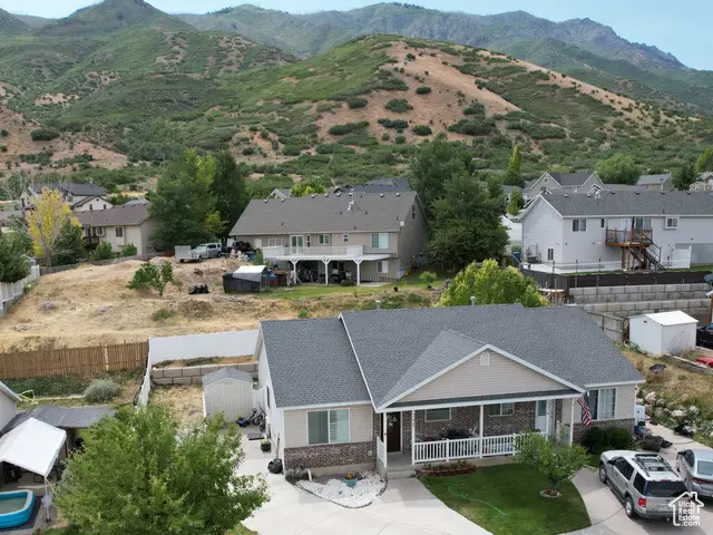 382 N Peach St, Santaquin, UT 84655 - Image #1