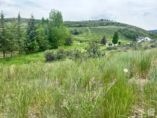 644 W Dee Dr #27, Garden City, UT 84028