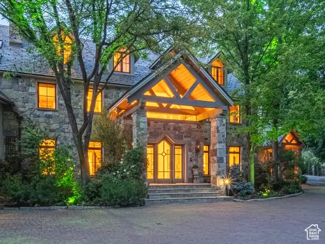 6033 S 2300 E, Holladay, UT 84121 - Image #1