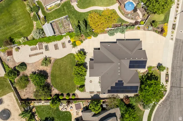 9532 S Willow Trail Way, South Jordan, UT 84095 - Image #2