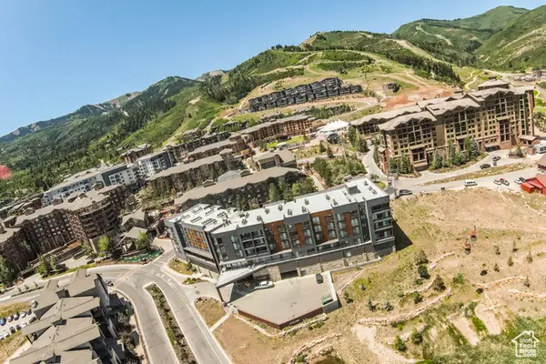 2670 Canyon's Resort Dr #214, Park City, UT 84098