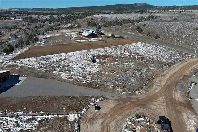 187 W Bryce Gate Cir #5, Hatch, UT 84735 - Image #3